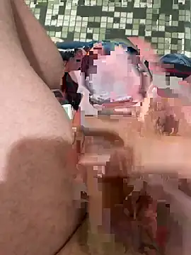 Snapshot of Chris2201hdb chatting on 03/08/26, 03:38 Chris2201hdb online show from 03/08/26, 03:38