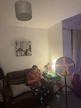 Snapshot of yourmaster2025 chatting on 11/11/25, 11:16 yourmaster2025 online show from 11/11/25, 11:16