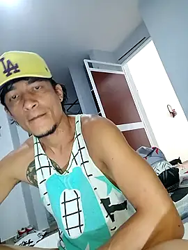 Alejobig27 online show from 12/03/25, 07:01