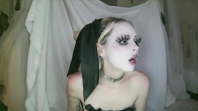 bl0odsyring3 online show from 04/21/26, 06:12