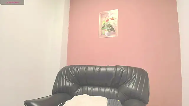 Snapshot of Addison_Sky chatting on 09/24/25, 01:03 Addison Sky online show from 09/24/25, 01:03