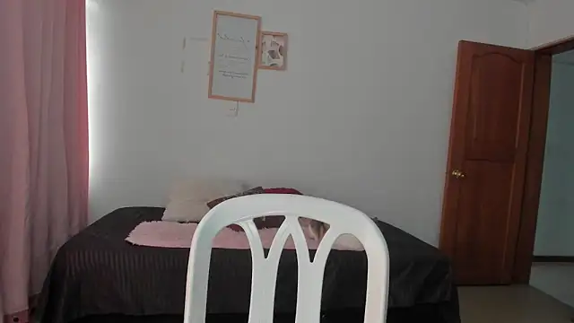 Ana  Pink online show from 03/31/26, 10:32