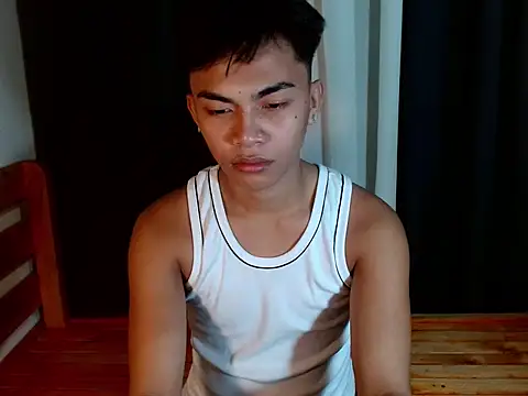 Snapshot of urguy_marco chatting on 09/24/25, 11:02 urguy marco online show from 09/24/25, 11:02