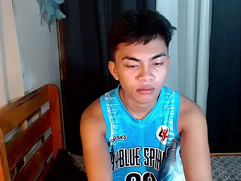 Snapshot of urguy_marco chatting on 10/01/25, 05:30 urguy marco online show from 10/01/25, 05:30