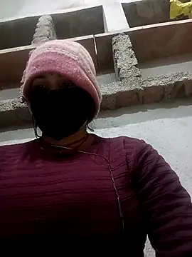 USER-MAYA online show from 12/05/25, 04:36