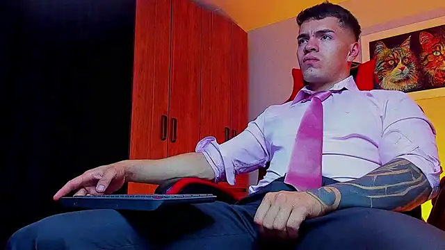 Snapshot of ALPHA_DOMINUS_ chatting on 09/16/25, 03:51 ALPHA DOMINUS online show from 09/16/25, 03:51