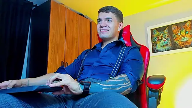 Snapshot of ALPHA_DOMINUS_ chatting on 10/08/25, 03:59 ALPHA DOMINUS online show from 10/08/25, 03:59