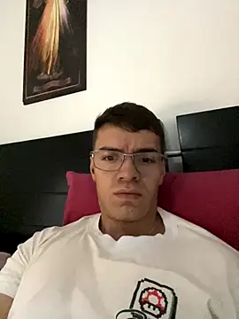 Snapshot of ALPHA_DOMINUS_ chatting on 10/17/25, 10:23 ALPHA DOMINUS online show from 10/17/25, 10:23