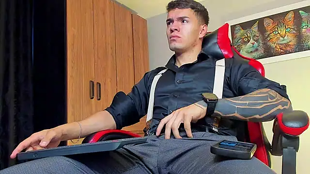 Snapshot of ALPHA_DOMINUS_ chatting on 11/03/25, 04:03 ALPHA DOMINUS online show from 11/03/25, 04:03