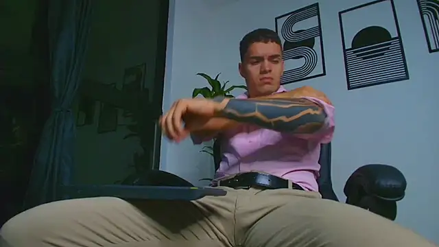 ALPHA DOMINUS  online show from 04/17/26, 04:37