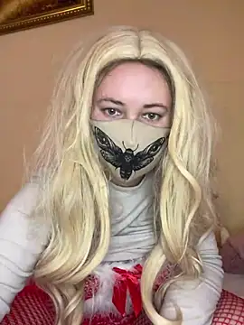 ShyPampBlondie online show from 04/26/26, 12:36
