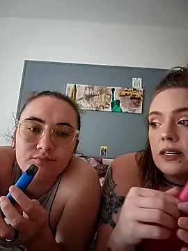 Snapshot of AndHerXO chatting on 02/21/26, 03:57 AndHerXO online show from 02/21/26, 03:57