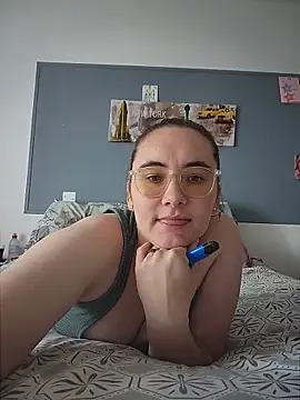 Snapshot of AndHerXO chatting on 06/09/26, 11:55 AndHerXO online show from 06/09/26, 11:55