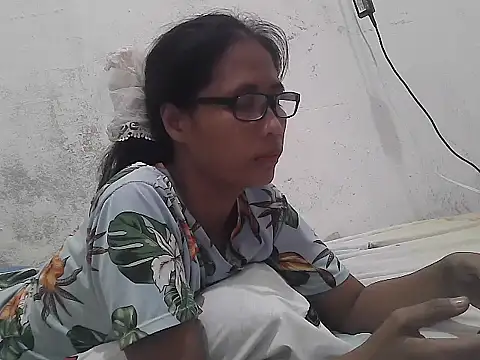 HotLadyPinay32 online show from 02/20/26, 06:37