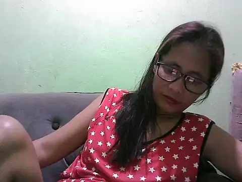 HotLadyPinay32 online show from 07/24/26, 08:45