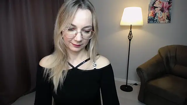 Ava Elior online show from 11/19/25, 09:20