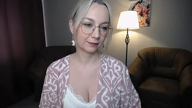 Ava Elior online show from 04/09/26, 11:59