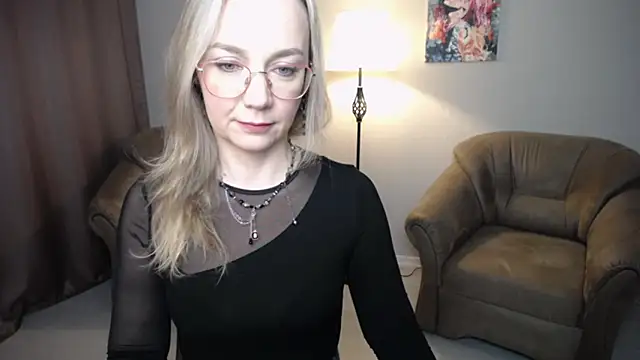 Ava Elior online show from 04/22/26, 12:18