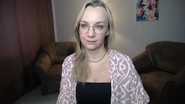 Ava Elior online show from 07/18/26, 10:19
