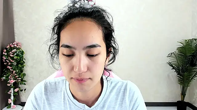 FlirtyAura online show from 11/06/25, 12:44