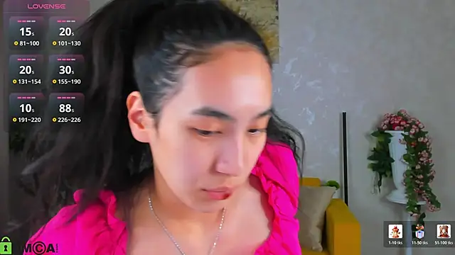 FlirtyAura online show from 02/04/26, 03:12