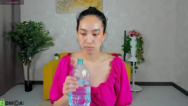 FlirtyAura online show from 02/21/26, 03:51