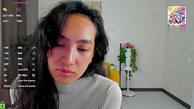 FlirtyAura online show from 02/25/26, 02:43