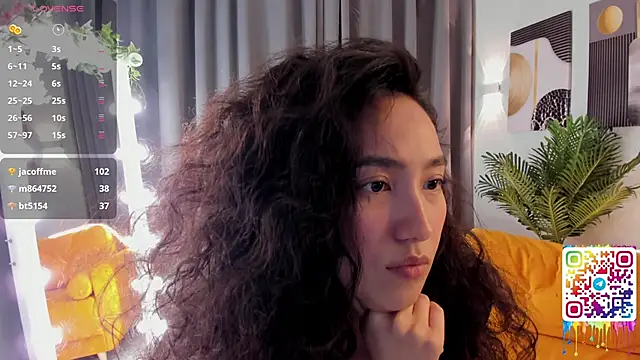 FlirtyAura online show from 04/22/26, 12:39