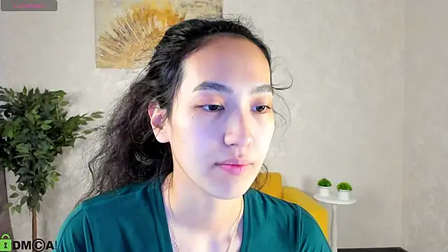 FlirtyAura online show from 04/24/26, 03:42