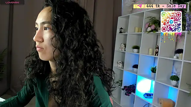 FlirtyAura online show from 05/28/26, 03:37