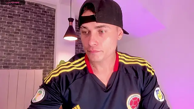 connorsmiith online show from 03/11/26, 03:51