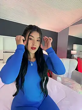 BellaFernandez   online show from 12/18/25, 10:54