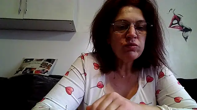 RubyyRosee online show from 04/05/26, 07:38