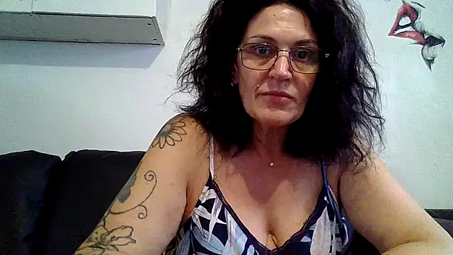 Snapshot of RubyyRosee chatting on 06/25/26, 05:23 RubyyRosee online show from 06/25/26, 05:23