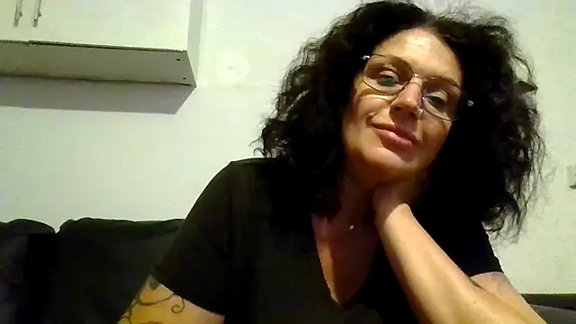 Snapshot of RubyyRosee chatting on 07/13/26, 05:43 RubyyRosee online show from 07/13/26, 05:43