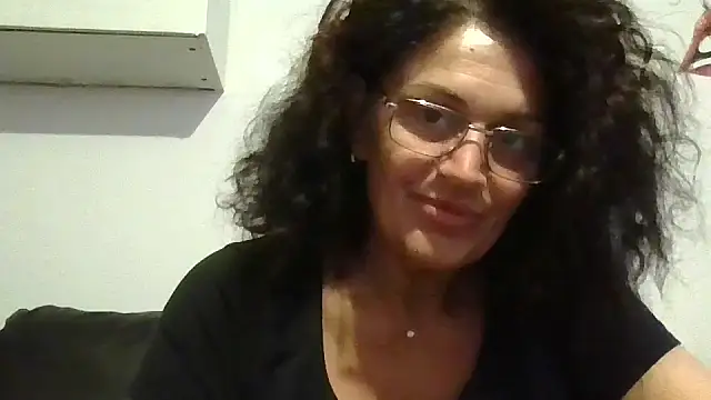 Snapshot of RubyyRosee chatting on 07/17/26, 05:47 RubyyRosee online show from 07/17/26, 05:47