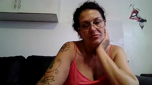 Snapshot of RubyyRosee chatting on 08/03/26, 09:37 RubyyRosee online show from 08/03/26, 09:37