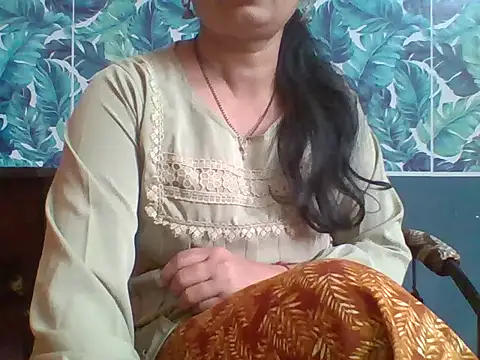 Marathi q4een01 online show from 01/18/26, 05:44