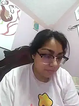 Lovelyrainn online show from 12/19/25, 12:23