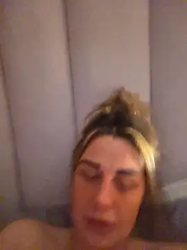 Sophrob96x online show from 01/10/26, 04:14