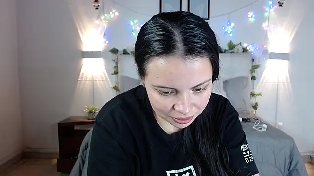 Megan 05  online show from 02/07/26, 06:33