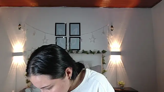 Megan 05  online show from 03/30/26, 09:27