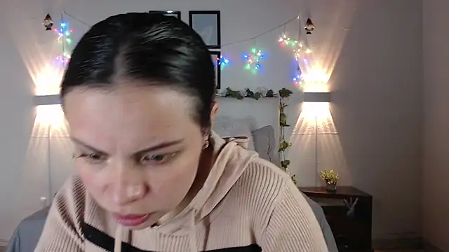 Megan 05  online show from 04/19/26, 07:16