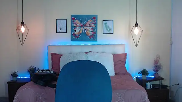 Megan 05  online show from 07/24/26, 07:23