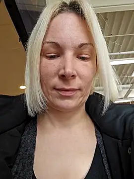 Sunny-Sin online show from 02/27/26, 12:49