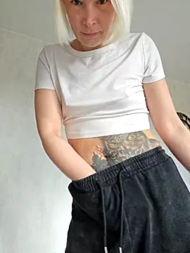 Sunny-Sin online show from 03/01/26, 10:39