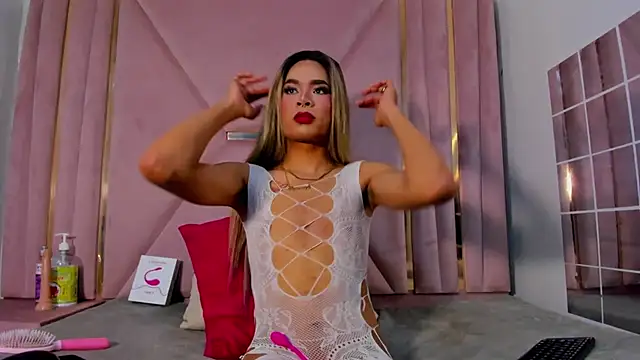 Snapshot of jazmin_waked chatting on 10/05/25, 02:21 jazmin waked online show from 10/05/25, 02:21