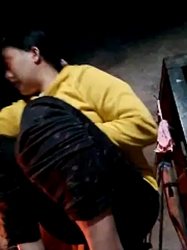 Snapshot of sasu62 chatting on 03/22/26, 04:05 sasu62 online show from 03/22/26, 04:05