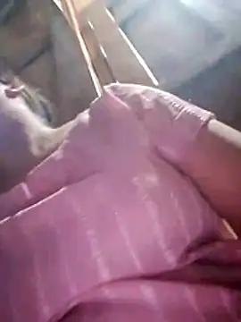 Snapshot of sasu62 chatting on 03/25/26, 01:50 sasu62 online show from 03/25/26, 01:50