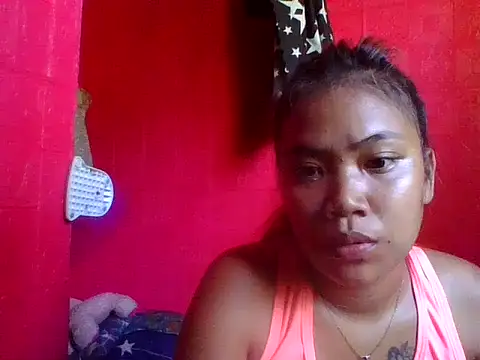 Snapshot of MorenaLovelyPinay24 chatting on 06/14/26, 07:32 MorenaLovelyPinay24 online show from 06/14/26, 07:32